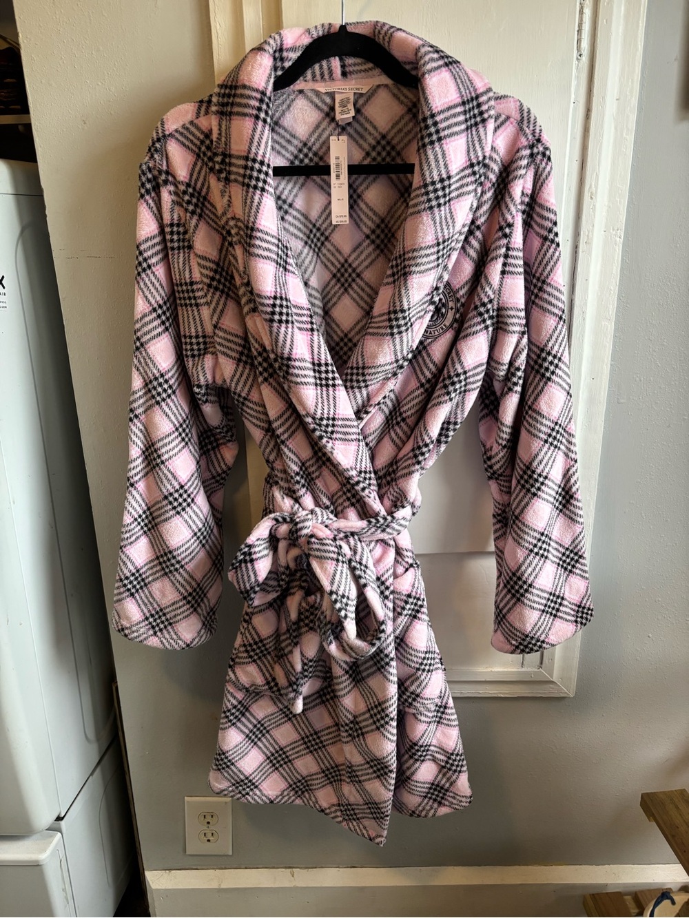 Victoria's Secret Pink and Black Plaid Fleece Robe with Shawl Collar